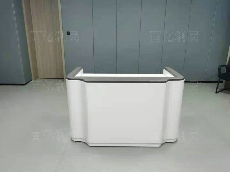 木質(zhì)審訊桌